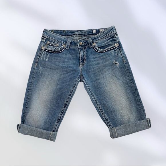 Miss Me Shorts Capri Bermuda Fleur de Lis Rhinestones Embroidered Size 31 - Picture 4 of 9